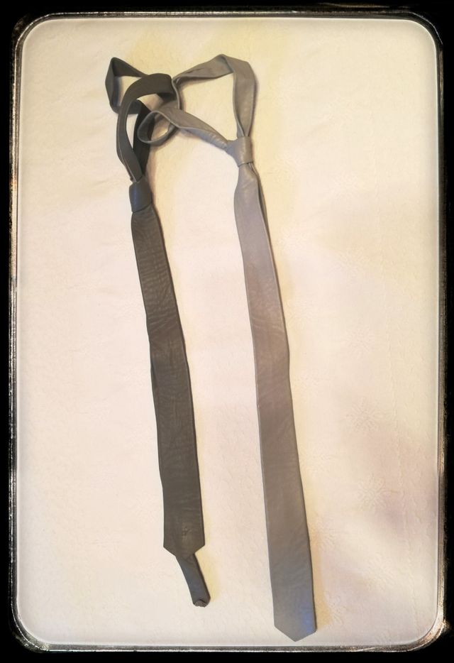 Corbata juvenil polipiel