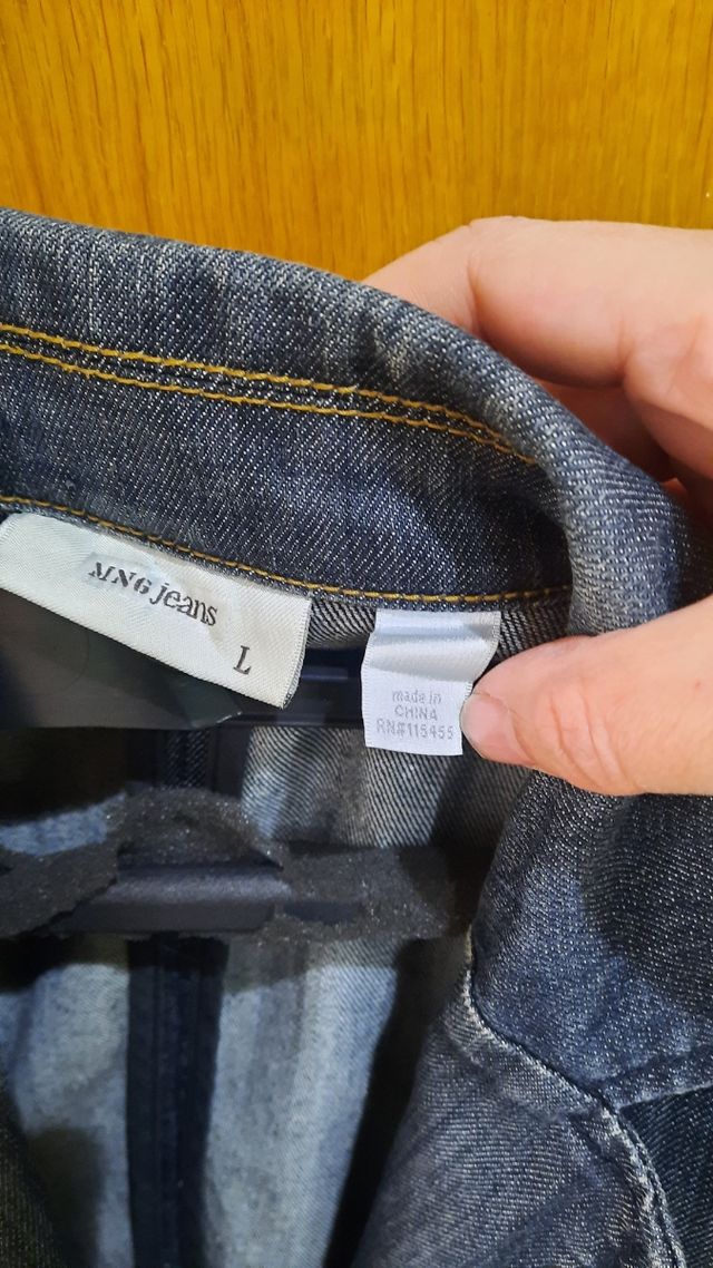 Chaqueta vaquera entallada Mango