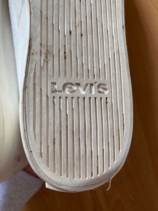 zapatillas levis Talla 40