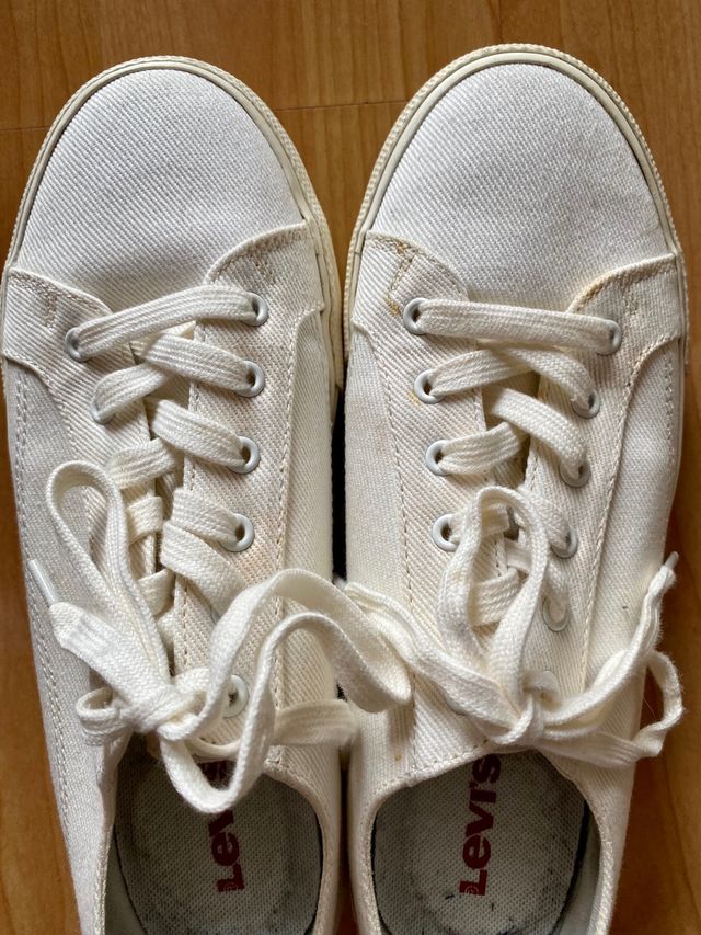 zapatillas levis Talla 40