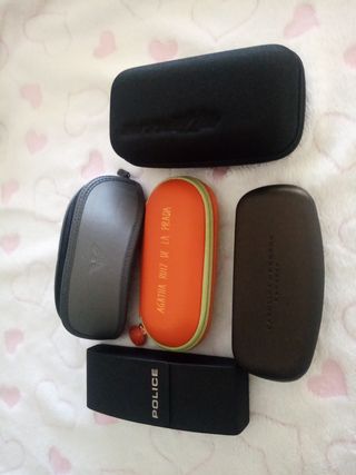 Fundas de gafas de varías marcas