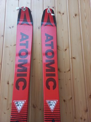 Esquís de travesía Atomic UL 78