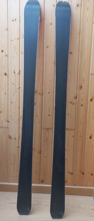 Esquís de travesía Atomic UL 78