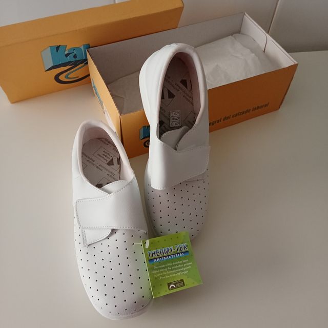 Zapatos de trabajo blanco