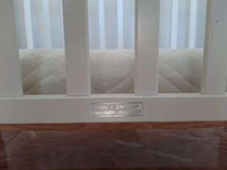 Cuna marca TRAMA, modelo estrellas.