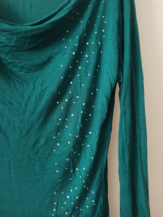 Camiseta de manga larga Desigual en tonos verdes