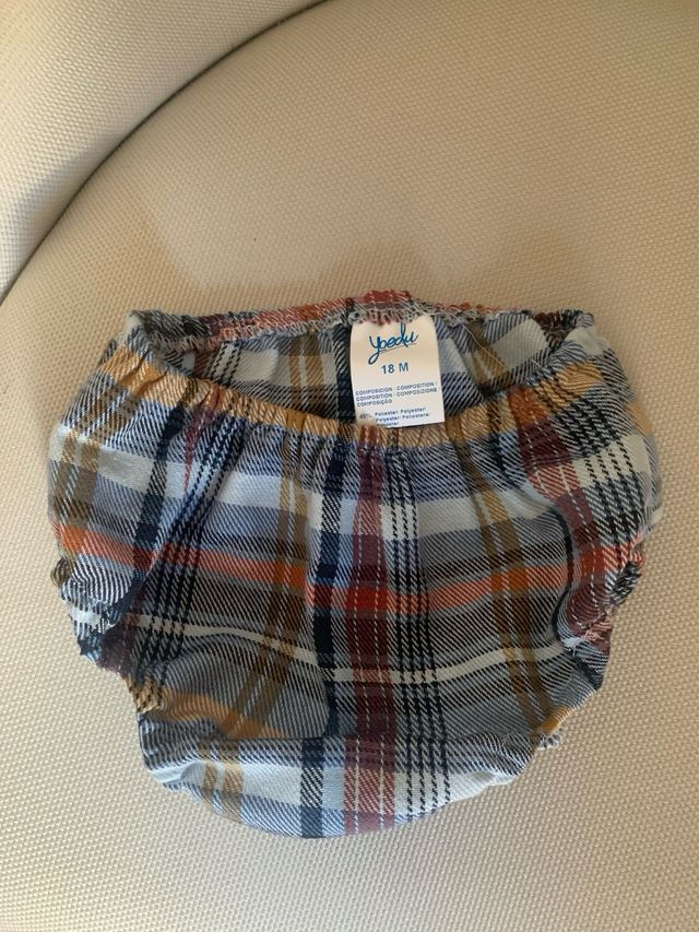 Jesusito bebe niña vestido cuadros