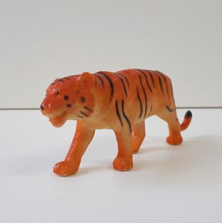 FIGURAS DE ANIMALES SALVAJES 01