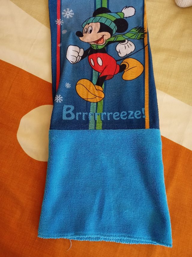 Bufanda Mickey Mouse