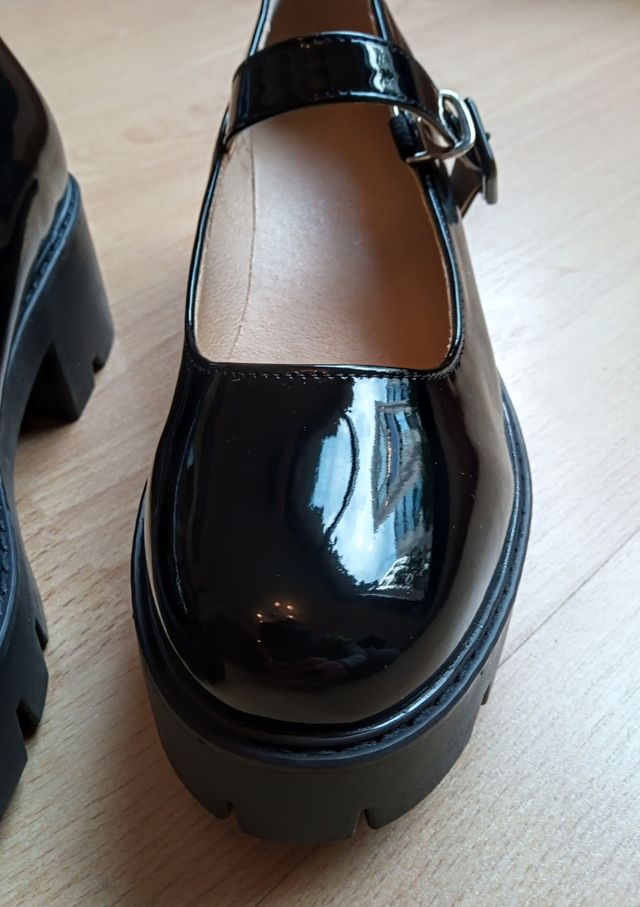 SCARPA DA DONNA NUOVA DI ZECCA