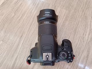 Camara Reflex Canon EOS 700D con 4 objetivos