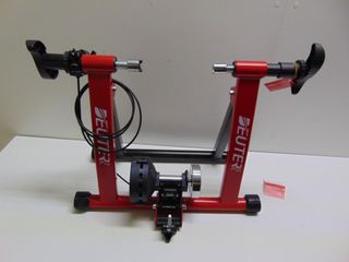 RODILLO DEUTER SEMINUEVO (158062)