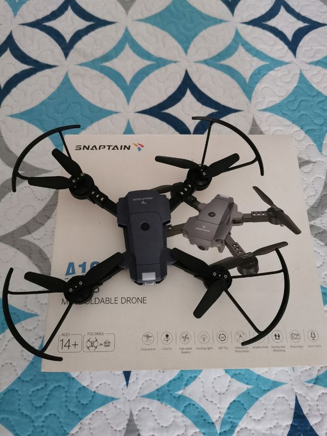 Dron Snaptain A10