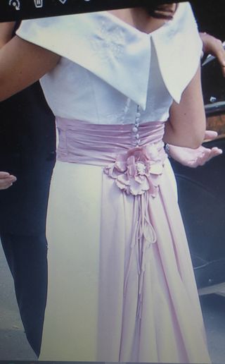 VESTIDO DE NOVIA. ROSA CLARÁ.