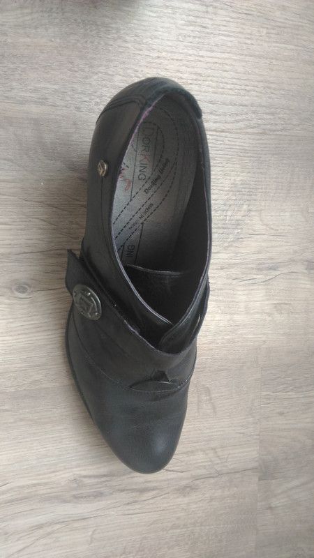Zapatos de tacón negros de piel Dorking, talla 40