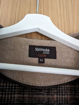 Chaquetón chico talla 52 fórmula joven