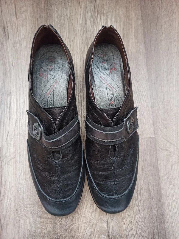 Zapatos de piel Dorking negros 41