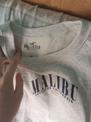 Sudadera marca hollister