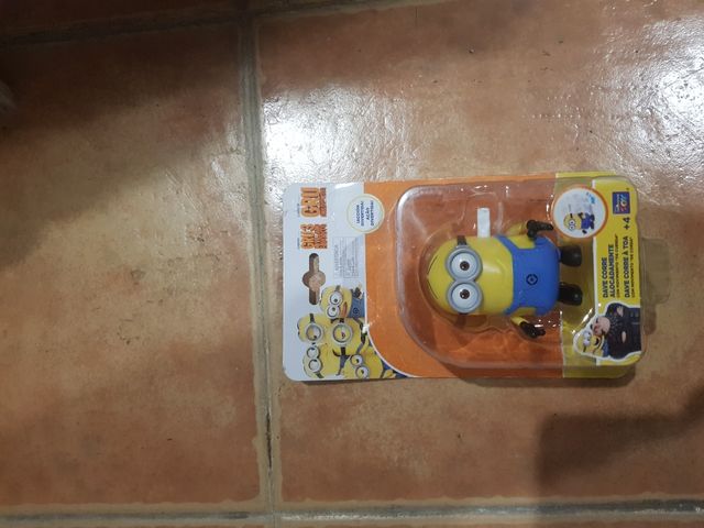 Gru 3 Dave corre alocadamente