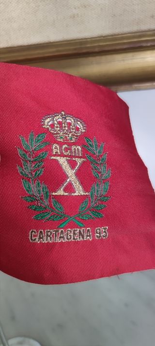 Bandera militar antigua