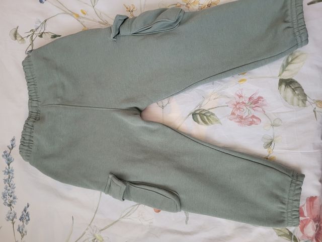 Pantaloni Zara taglia 2-3 anni