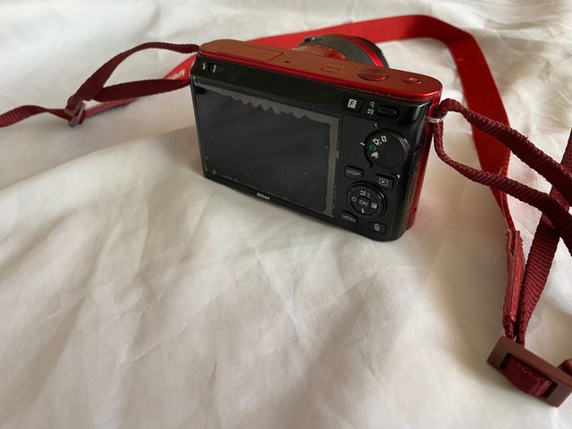Camara Nikon 1 J1