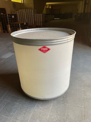 Botes grandes con ruedas