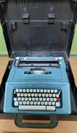 MAQUINA ESCRIBIR OLIVETTI STUDIO 46