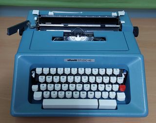 MAQUINA ESCRIBIR OLIVETTI STUDIO 46