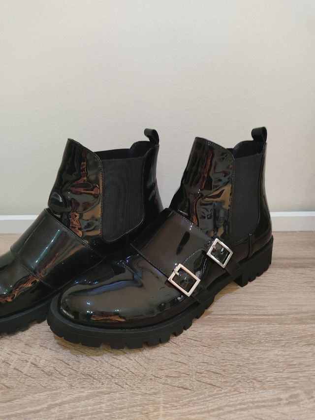 Botines Charol Adolfo Domínguez