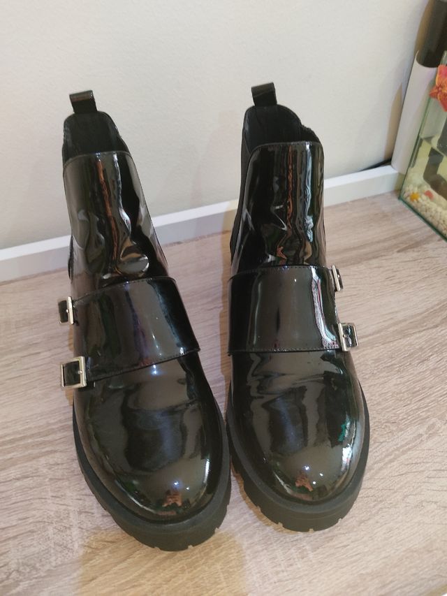 Botines Charol Adolfo Domínguez