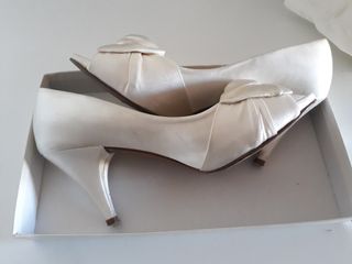 Zapatos de novia núm. 40