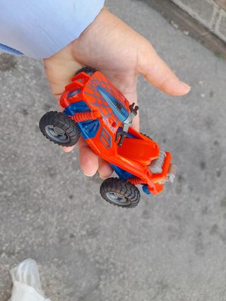 auto Spiderman retrocarica