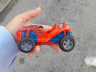 auto Spiderman retrocarica