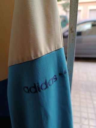 Chaqueta vintage Adidas años 80
