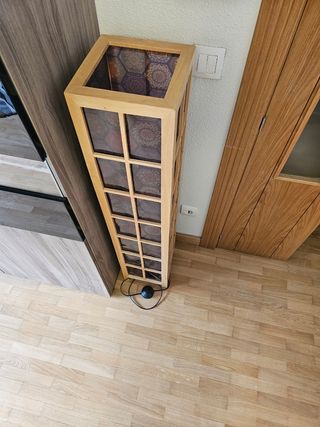 Lampara pie Vintage madera