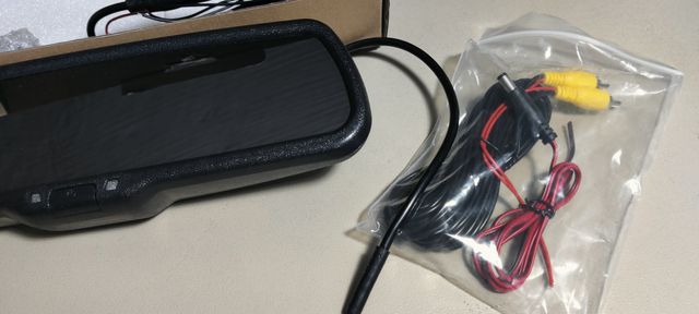 Espelho Retrovisor com monitor