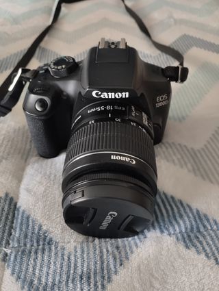 Cámara Canon 1300D