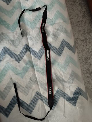 Cámara Canon 1300D