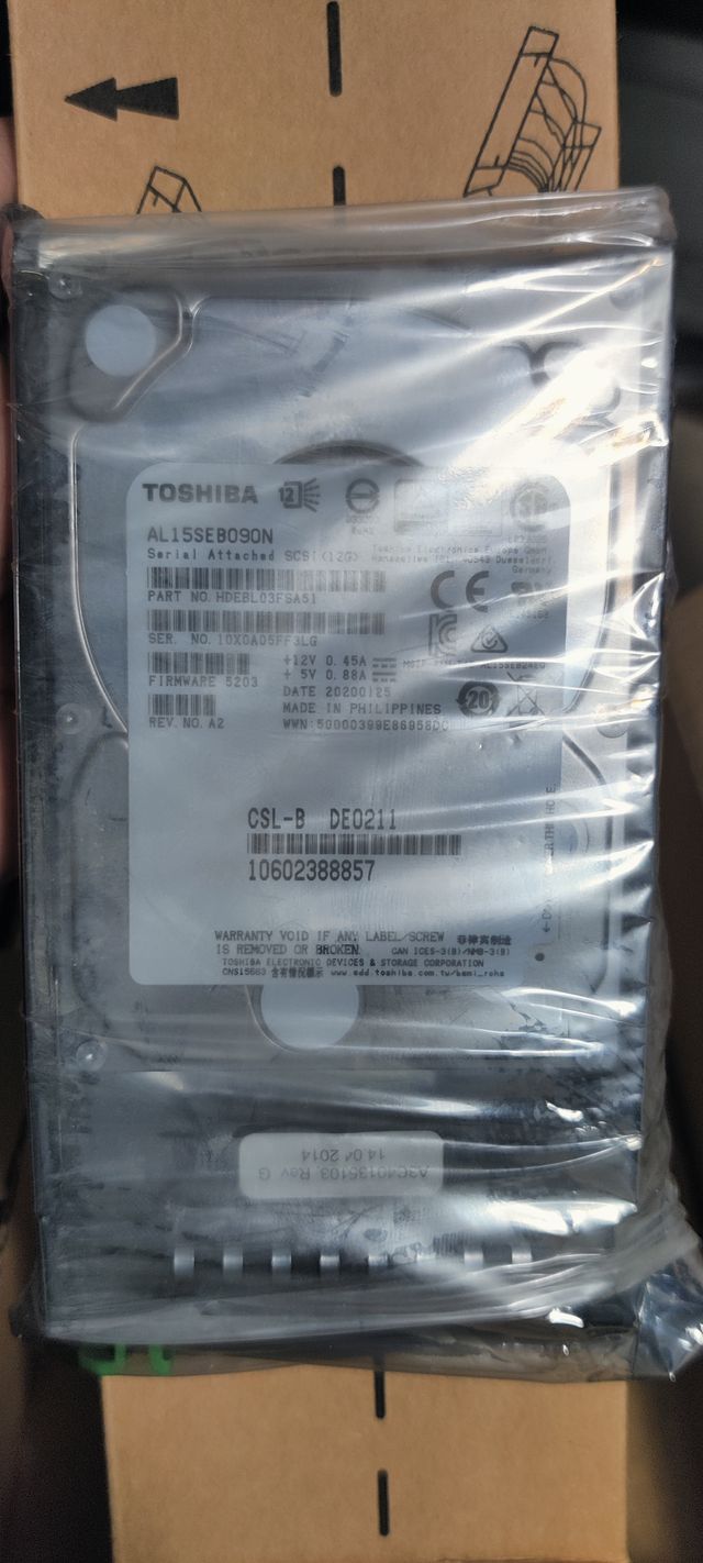 Disco Fujitsu HD SAS 6G 900GB 10K HOT PL 2.5" EP