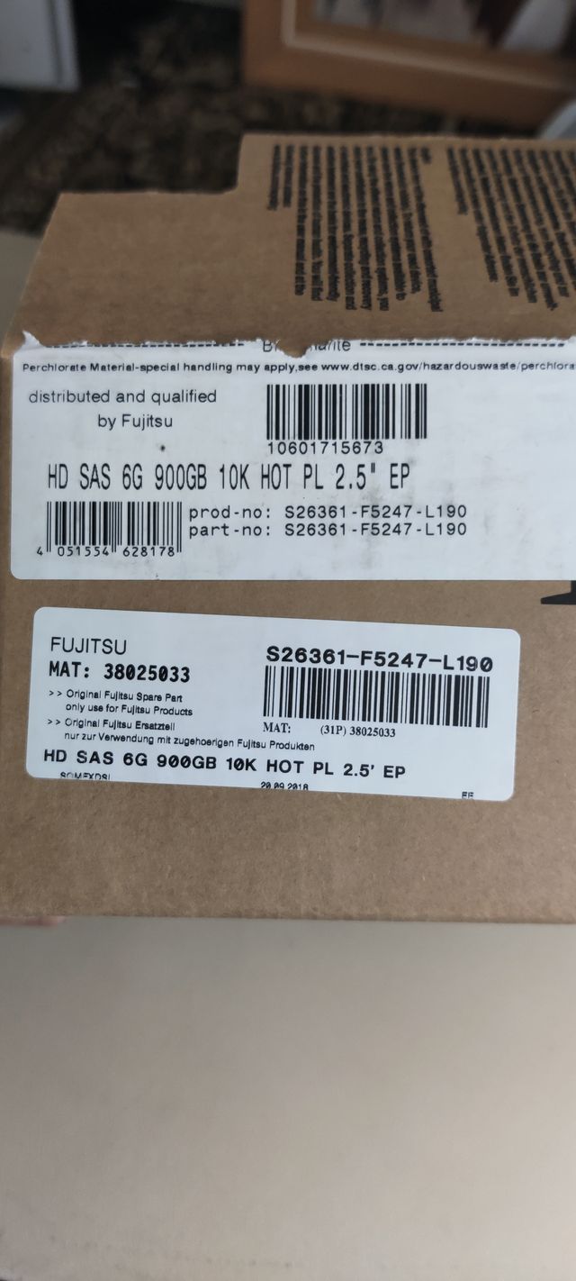 Disco Fujitsu HD SAS 6G 900GB 10K HOT PL 2.5" EP