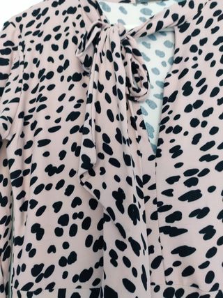 Vestido de Inside con lazada