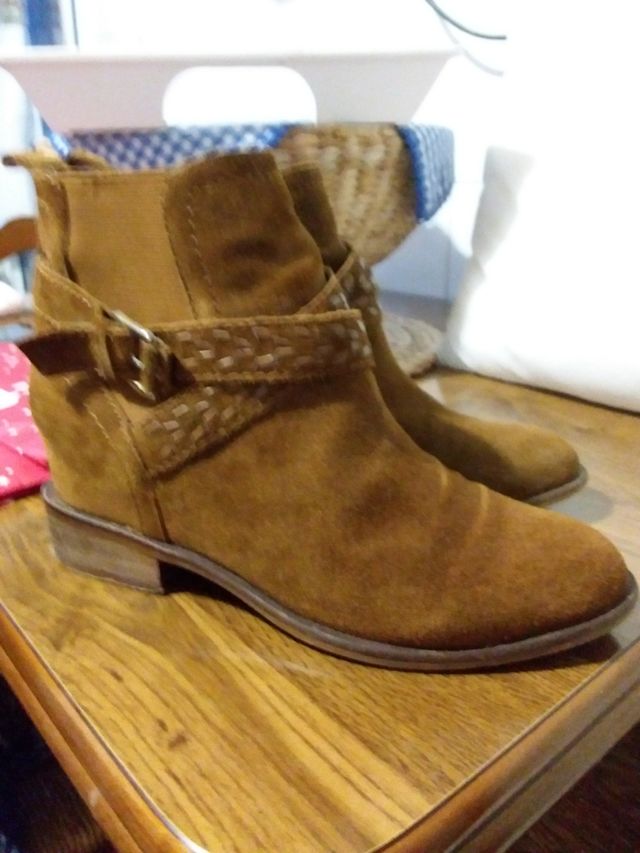 BOTINES MARRONES