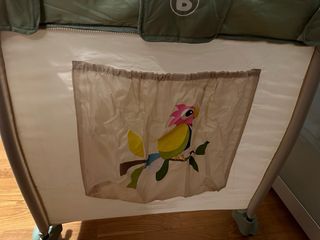 Cuna de viaje-bebe (BabiesRus).