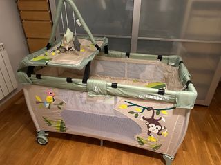Cuna de viaje-bebe (BabiesRus).