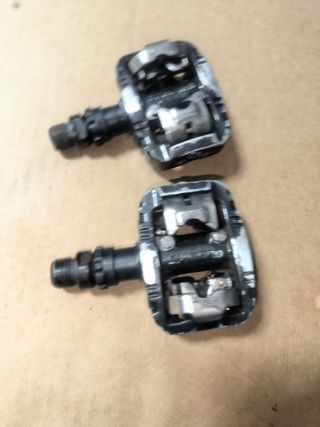 Pedales Shimano M536
