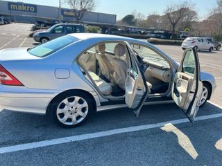 Mercedes-Benz Clase C 320 cdi 2005