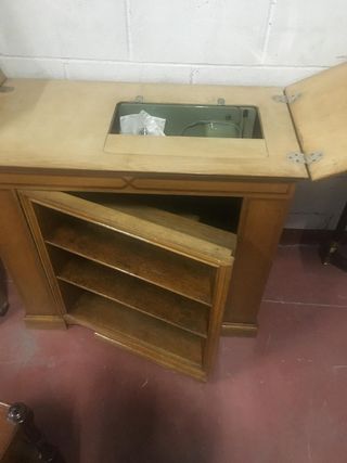 Máquina de coser sigma + mueble