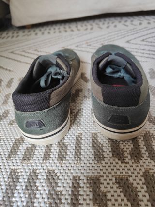 Zapatillas DC SWITCH verde militar