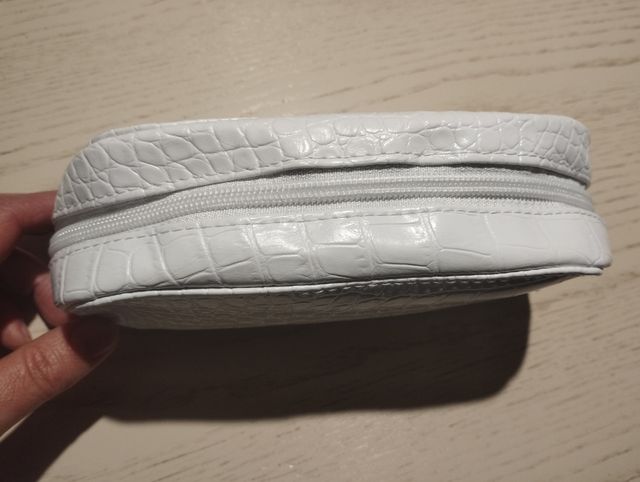 Pochette Helena Rubinstein